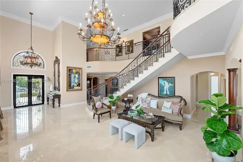 66 S Hibiscus Drive Miami Beach FL 33139