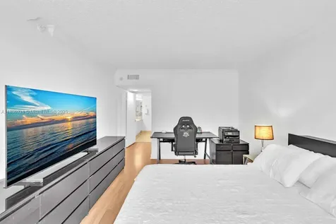 8855 E Collins Avenue Surfside FL 33154