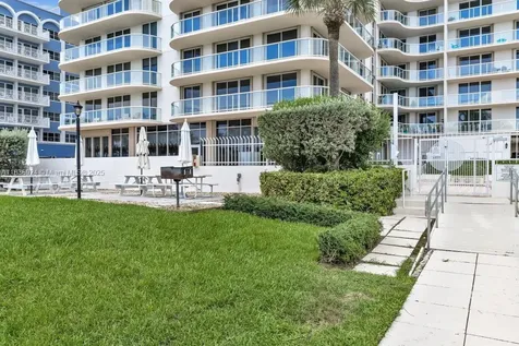 8855 E Collins Avenue Surfside FL 33154