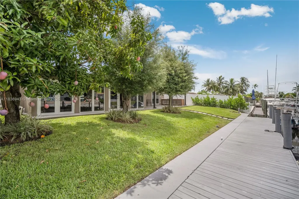 1931 SW 22nd Avenue Fort Lauderdale FL 33312