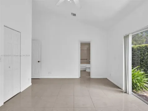 5201 SW 31st Avenue Dania Beach FL 33312