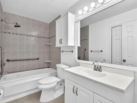 5201 SW 31st Avenue Dania Beach FL 33312