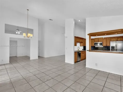 5201 SW 31st Avenue Dania Beach FL 33312