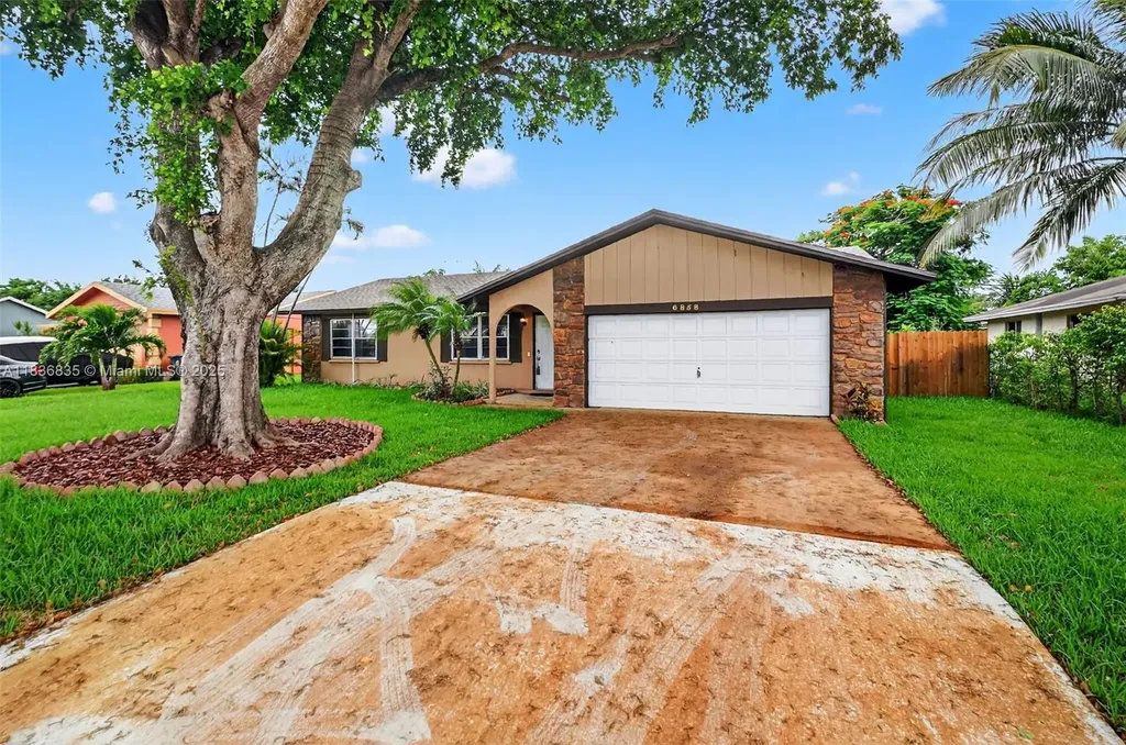 6858 S Congress Avenue Lake Worth FL 33462