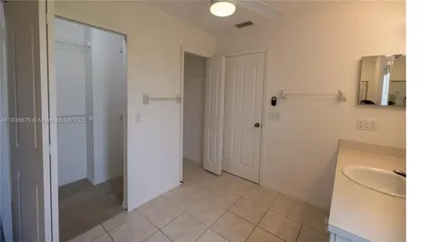 501 SE 7th Street Cape Coral FL 33990