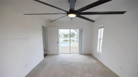501 SE 7th Street Cape Coral FL 33990