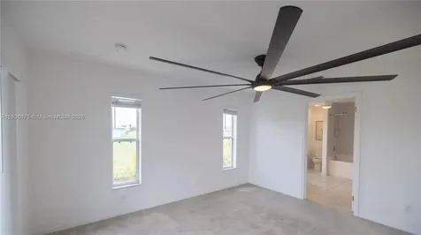 501 SE 7th Street Cape Coral FL 33990