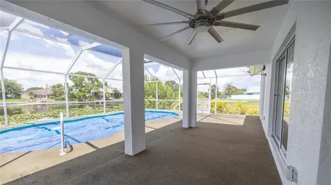 501 SE 7th Street Cape Coral FL 33990