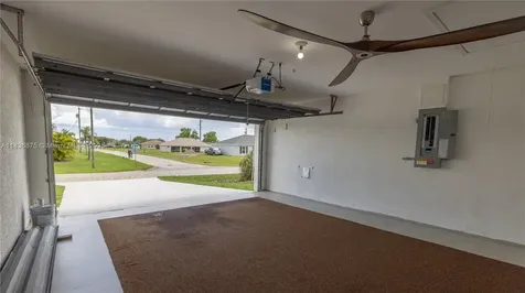 501 SE 7th Street Cape Coral FL 33990