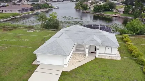 501 SE 7th Street Cape Coral FL 33990
