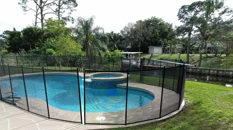 170 NE Dominican Terrace Port St. Lucie FL 34983