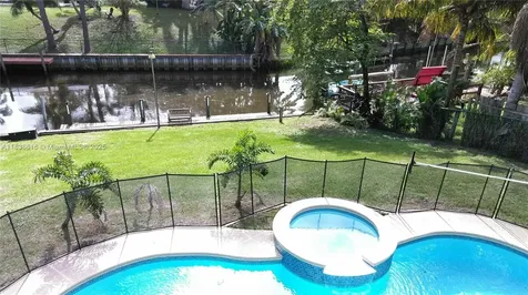 170 NE Dominican Terrace Port St. Lucie FL 34983