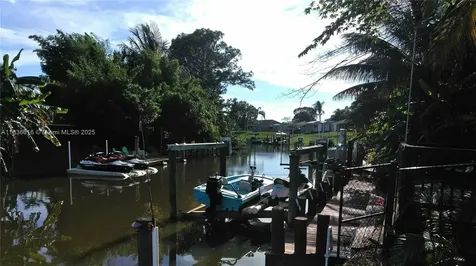 170 NE Dominican Terrace Port St. Lucie FL 34983