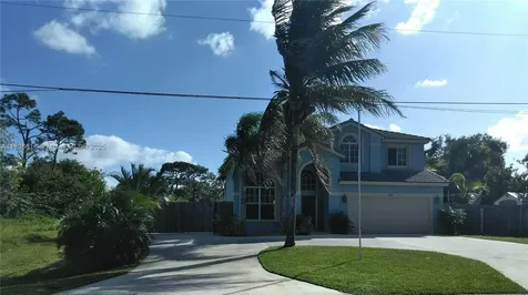 170 NE Dominican Terrace Port St. Lucie FL 34983