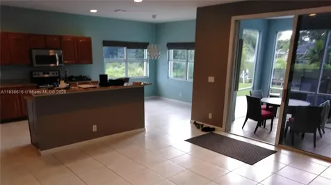 170 NE Dominican Terrace Port St. Lucie FL 34983
