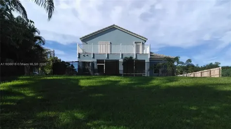 170 NE Dominican Terrace Port St. Lucie FL 34983