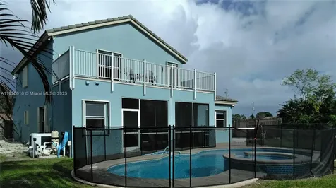 170 NE Dominican Terrace Port St. Lucie FL 34983