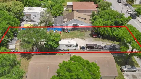369 NW 33rd Street Miami FL 33127