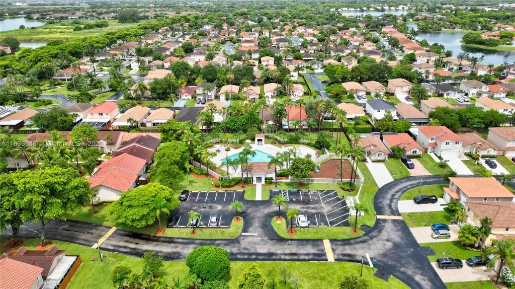 8740 SW 214th Terrace Cutler Bay FL 33189