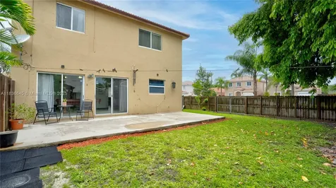 8740 SW 214th Terrace Cutler Bay FL 33189