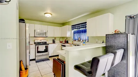 8740 SW 214th Terrace Cutler Bay FL 33189