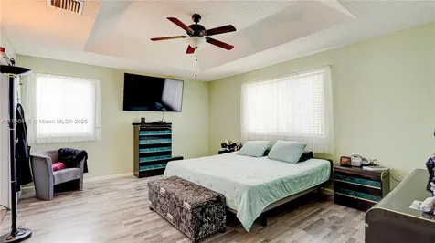 8740 SW 214th Terrace Cutler Bay FL 33189