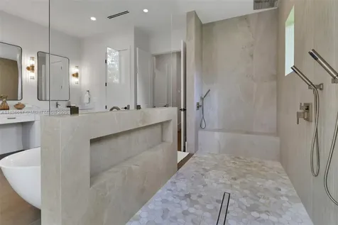 524 13th Street SW Naples FL 34117