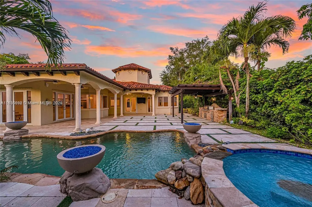 13400 SW 83rd Avenue Pinecrest FL 33156