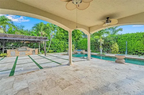13400 SW 83rd Avenue Pinecrest FL 33156