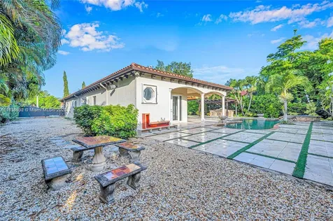 13400 SW 83rd Avenue Pinecrest FL 33156