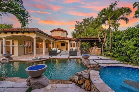 13400 SW 83rd Avenue Pinecrest FL 33156