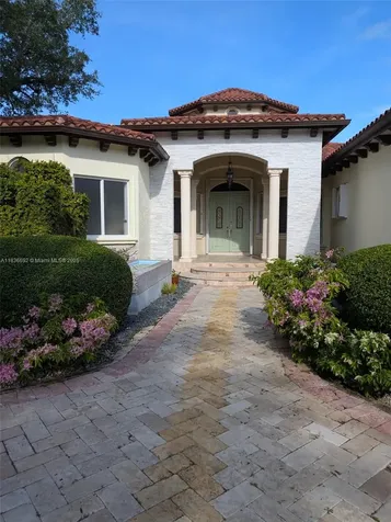 13400 SW 83rd Avenue Pinecrest FL 33156