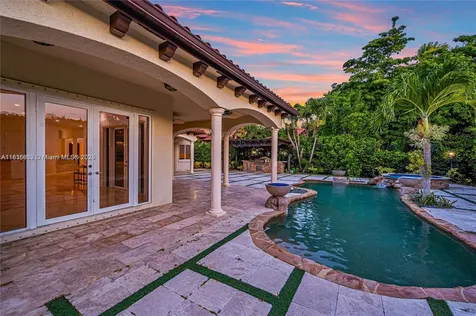 13400 SW 83rd Avenue Pinecrest FL 33156