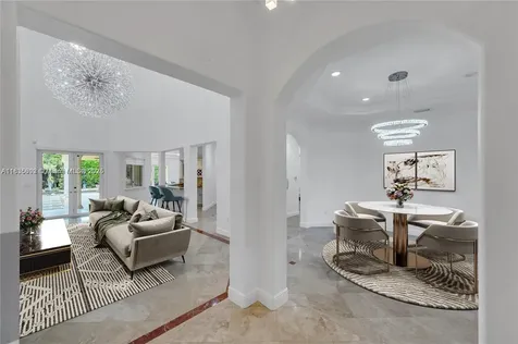 13400 SW 83rd Avenue Pinecrest FL 33156
