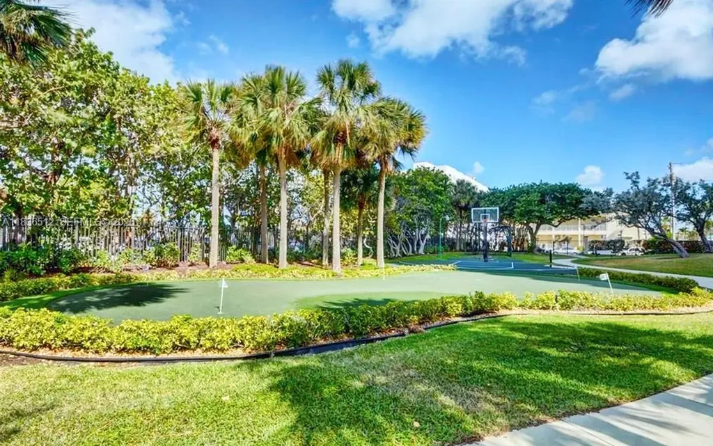 1201 S Ocean Drive Hollywood FL 33019