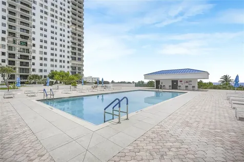 1201 S Ocean Drive Hollywood FL 33019