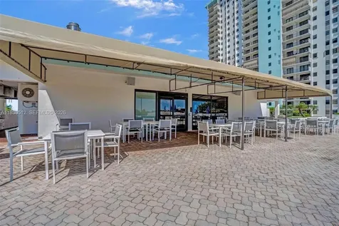 1201 S Ocean Drive Hollywood FL 33019