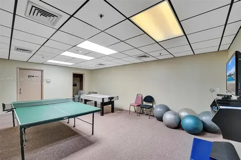 1201 S Ocean Drive Hollywood FL 33019