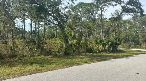 12501 Harlow Avenue Port Charlotte FL 33953