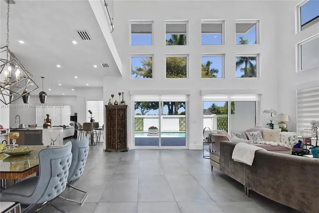 6210 NW 42nd Way Boca Raton FL 33496