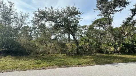 12493 Harlow Avenue Port Charlotte FL 33953