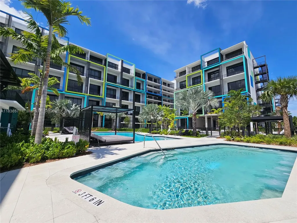 4400 Sunrise Boulevard Plantation FL 33317
