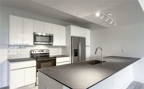 4400 Sunrise Boulevard Plantation FL 33317