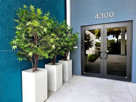 4400 Sunrise Boulevard Plantation FL 33317