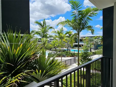 4400 Sunrise Boulevard Plantation FL 33317