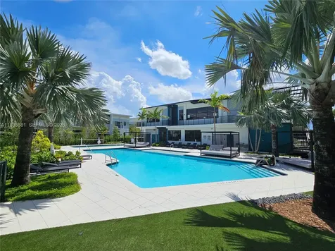4400 Sunrise Boulevard Plantation FL 33317