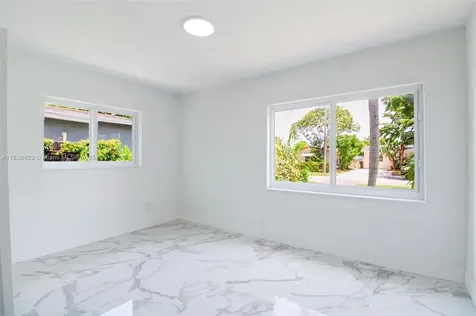 6541 SW 8th Street North Lauderdale FL 33068