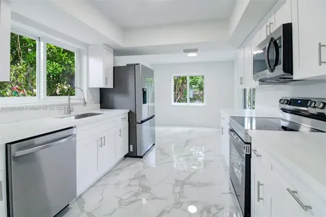 6541 SW 8th Street North Lauderdale FL 33068