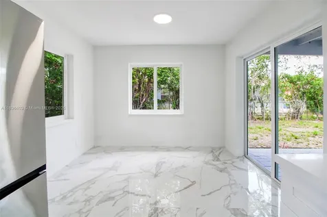 6541 SW 8th Street North Lauderdale FL 33068