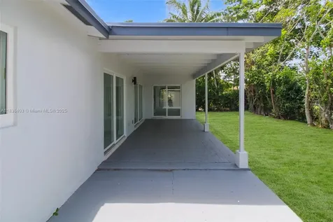 6541 SW 8th Street North Lauderdale FL 33068